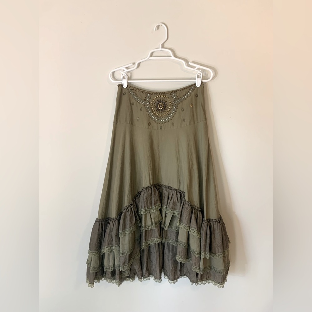 Women’s Vintage Skirt… Size Small…Forest green. Embellished waist. Ruffles.
